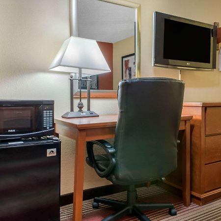 Quality Inn Columbus-East Luaran gambar